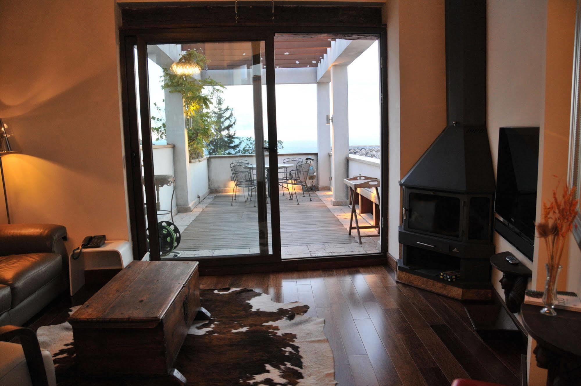Apartamentos Turisticos Aguas De Viznar Exterior photo